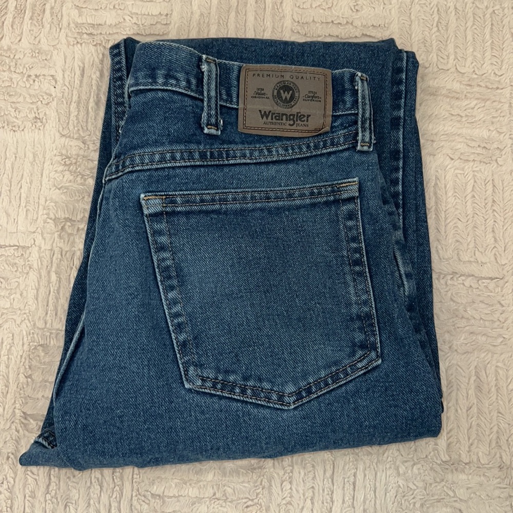 Wrangler 34 x 30 jeans, EUC